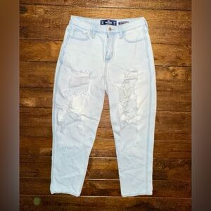 Hollister Ultra High-Rise Ripped Light Wash Mom Jean